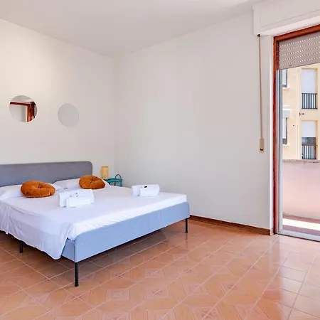 公寓 Lnd 9- 2 Camere, 3 Balconi, Parcheggio, Zona Residenziale *