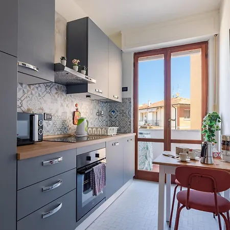 公寓 Lnd 9- 2 Camere, 3 Balconi, Parcheggio, Zona Residenziale 比萨